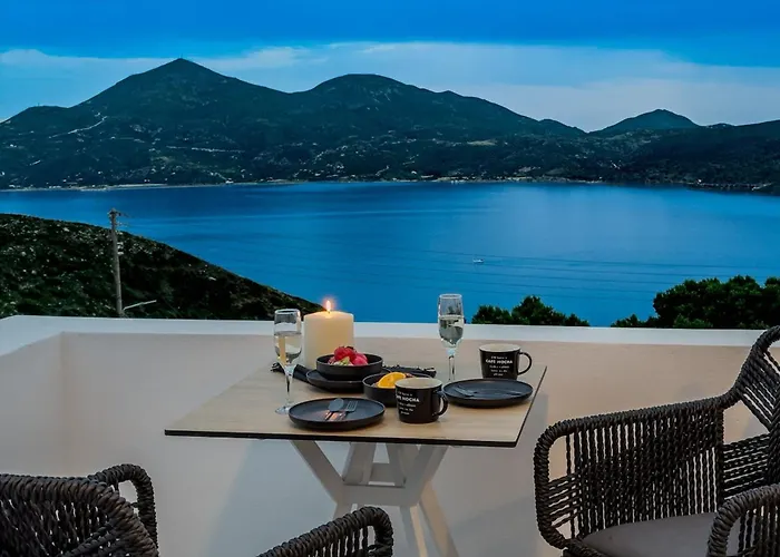 Stema 2 Semesterbostad Tripiti